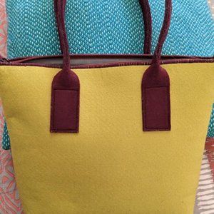 Rayerbag Barcelona felt purse in great lime green color